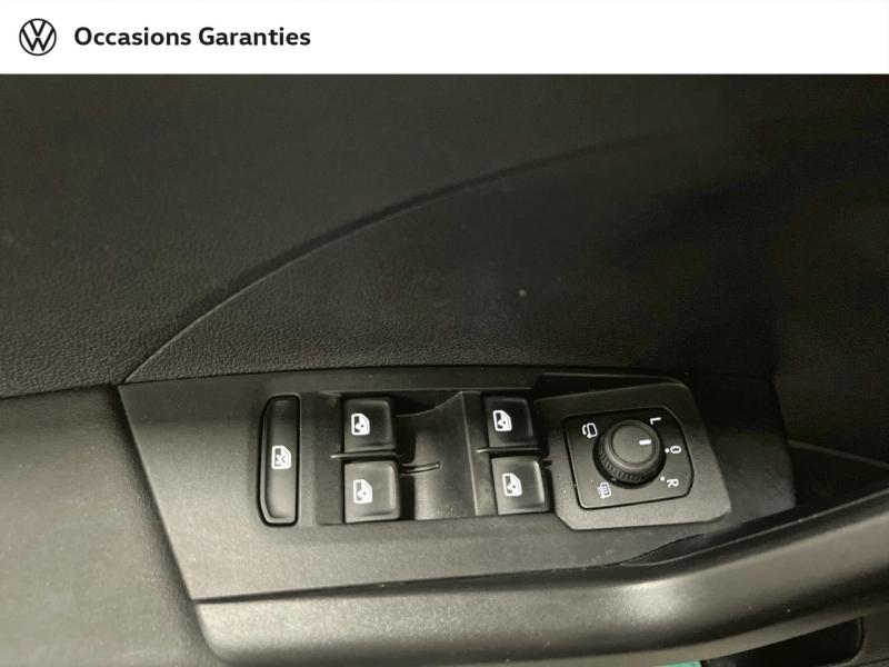 Voitures occasions VOLKSWAGEN T-CROSS Life Tech Paris