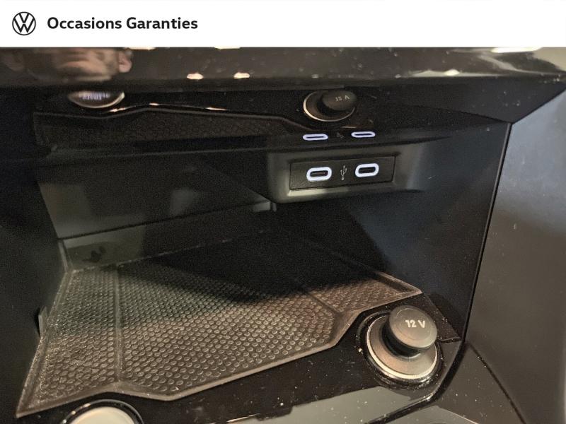 Voitures occasions VOLKSWAGEN T-ROC Life Plus Paris