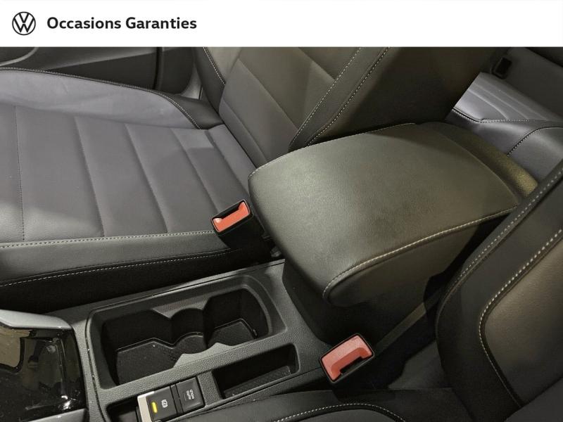 Voitures occasions VOLKSWAGEN T-ROC Style Exclusive Paris