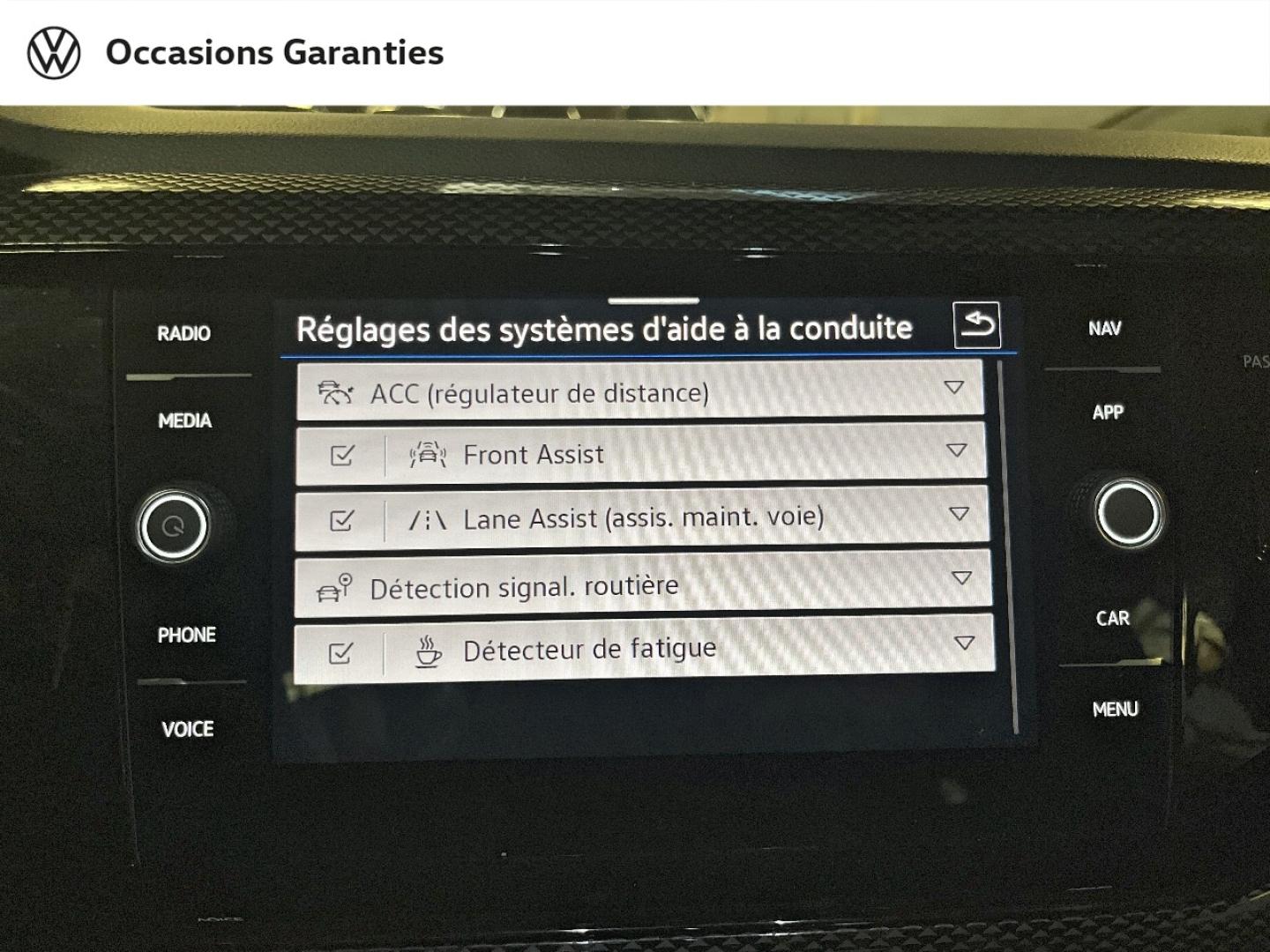 Voitures occasions VOLKSWAGEN TAIGO Life Business Paris