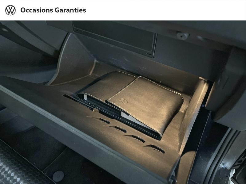 Voitures occasions VOLKSWAGEN T-ROC Active Paris