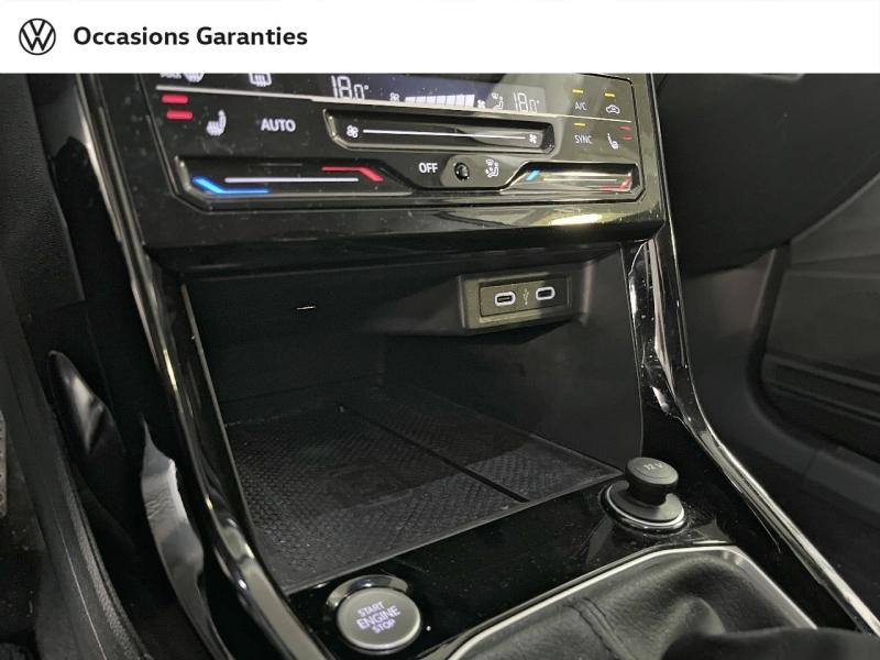 Voitures occasions VOLKSWAGEN T-CROSS Carat Paris