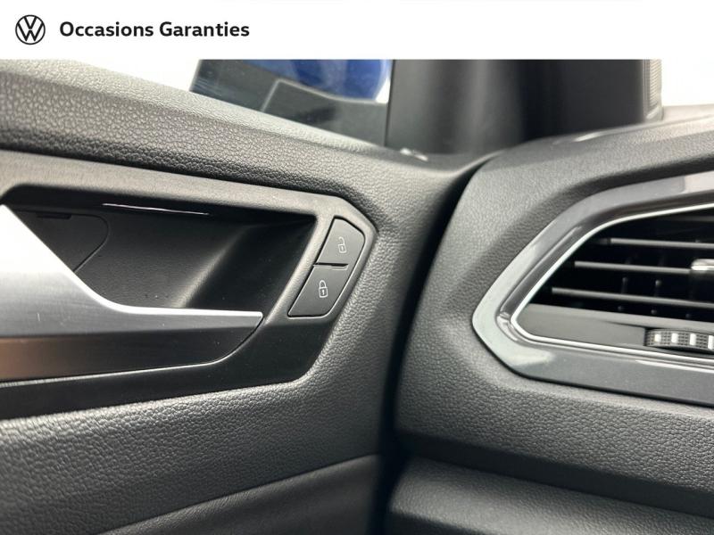 Voitures occasions VOLKSWAGEN T-ROC R-Line Paris
