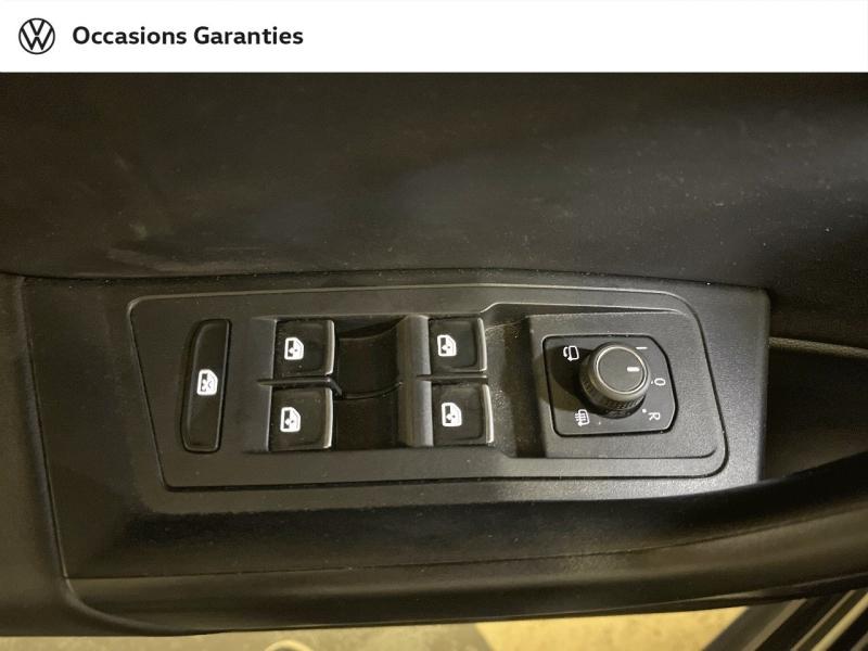 Voitures occasions VOLKSWAGEN T-ROC R-Line Paris