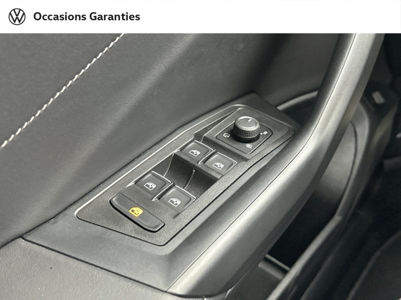 Voitures occasions VOLKSWAGEN T-ROC R-Line Paris