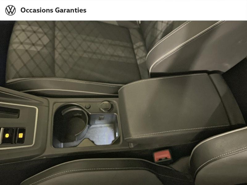 Voitures occasions VOLKSWAGEN GOLF R-Line Paris