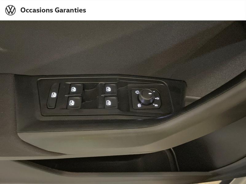 Voitures occasions VOLKSWAGEN T-ROC Life Plus Paris