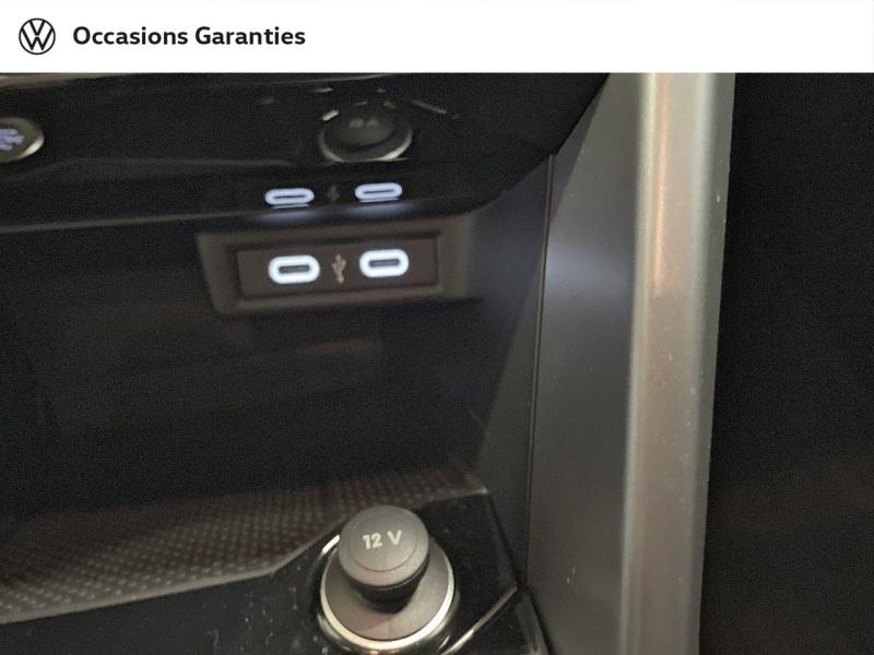 Voitures occasions VOLKSWAGEN T-ROC Life Plus Paris