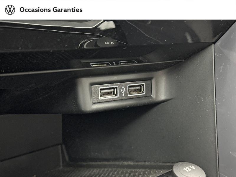 Voitures occasions VOLKSWAGEN T-ROC Carat Paris