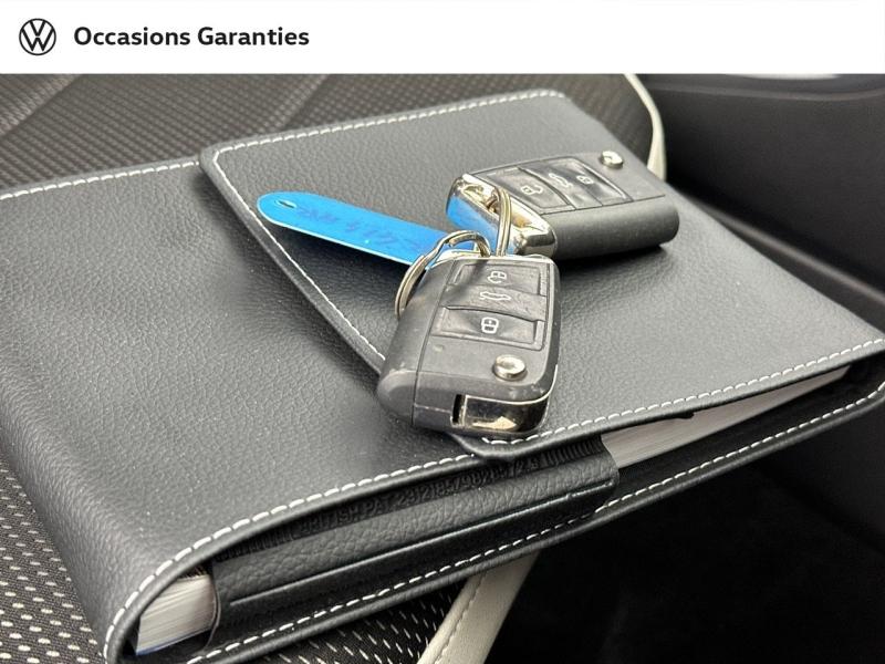 Voitures occasions VOLKSWAGEN T-ROC Carat Paris