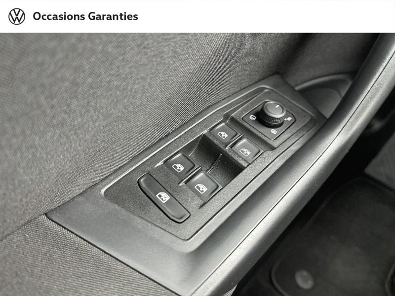 Voitures occasions VOLKSWAGEN T-ROC Life Paris