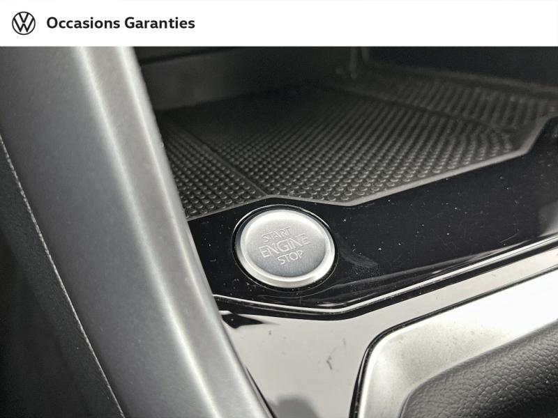 Voitures occasions VOLKSWAGEN T-ROC Life Paris