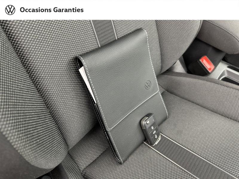 Voitures occasions VOLKSWAGEN T-ROC Life Paris