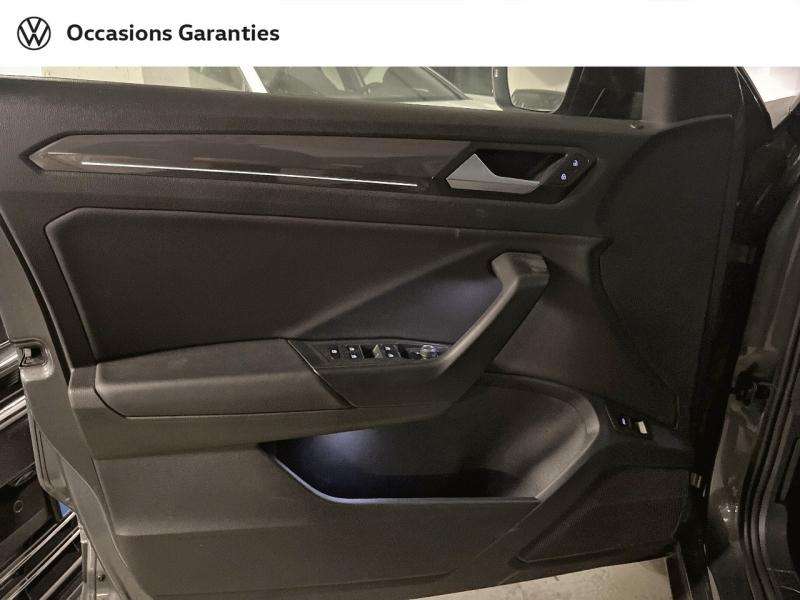 Voitures occasions VOLKSWAGEN T-ROC Carat Exclusive Paris