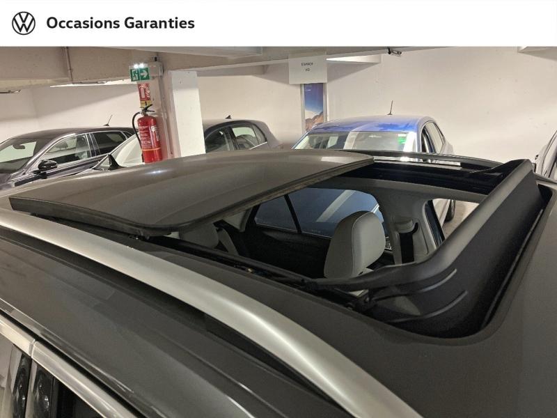 Voitures occasions VOLKSWAGEN T-ROC Carat Exclusive Paris