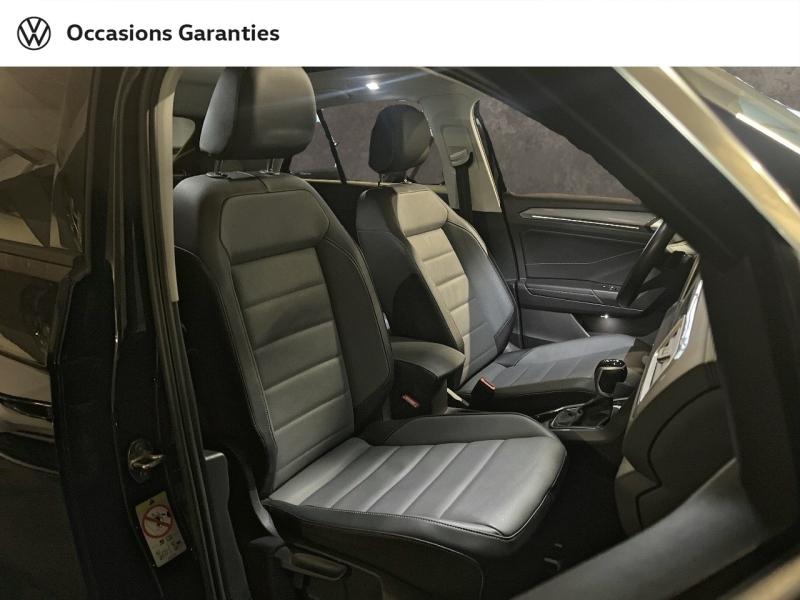 Voitures occasions VOLKSWAGEN T-ROC Style Exclusive Paris
