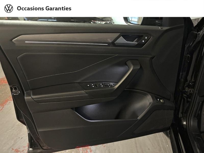 Voitures occasions VOLKSWAGEN T-ROC Style Exclusive Paris