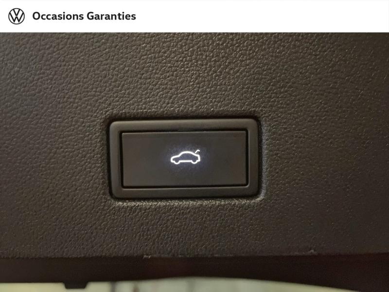 Voitures occasions VOLKSWAGEN T-ROC Style Exclusive Paris