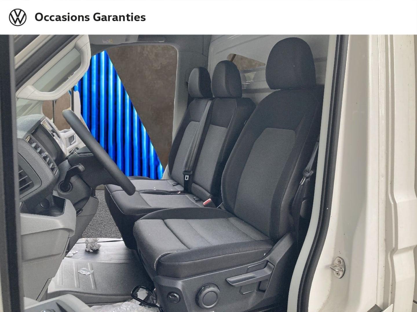Voitures occasions VOLKSWAGEN UTILITAIRES Crafter PlatCb Business Paris