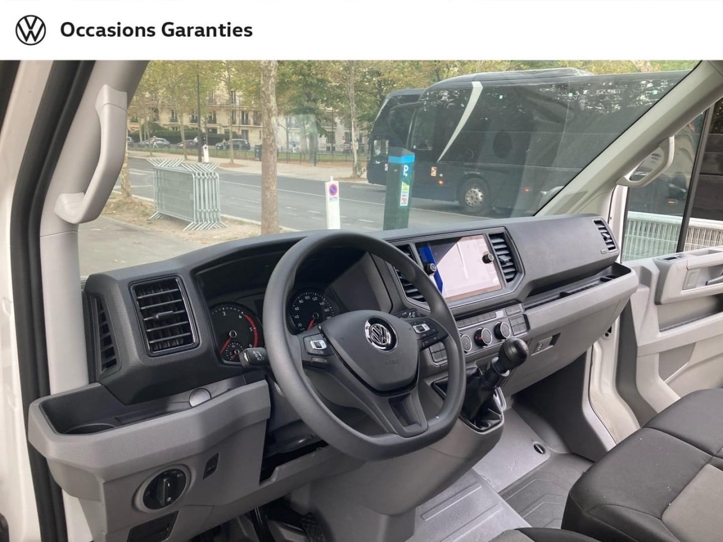 Voitures occasions VOLKSWAGEN UTILITAIRES Crafter PlatCb Business Paris