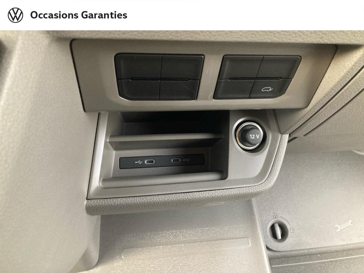 Voitures occasions VOLKSWAGEN UTILITAIRES Crafter PlatCb Business Paris
