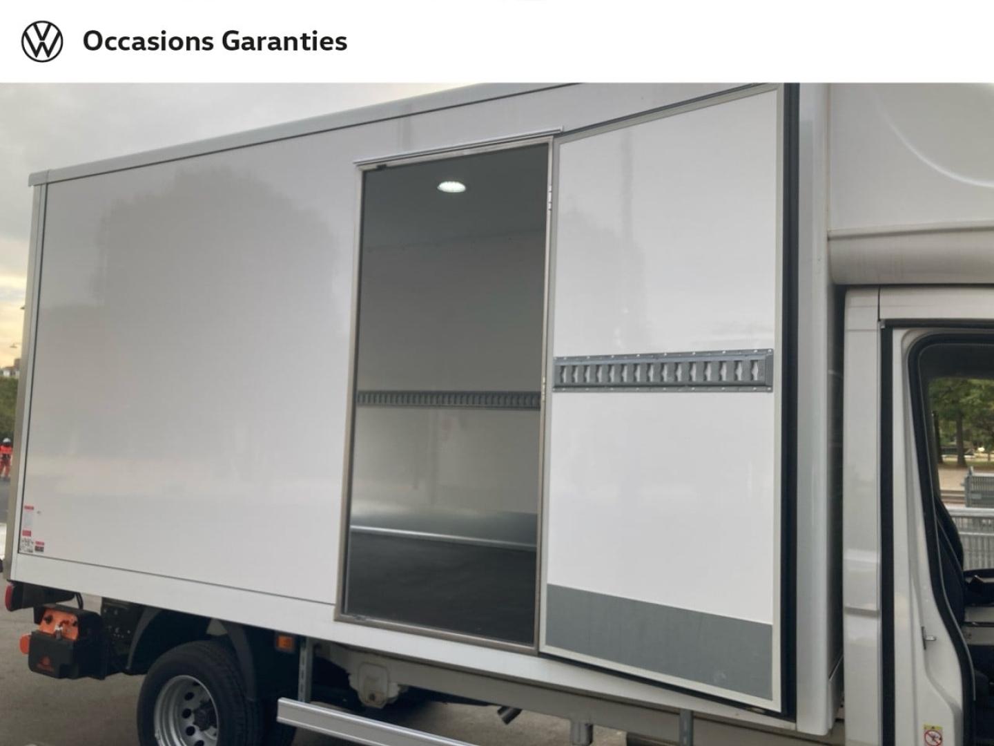 Voitures occasions VOLKSWAGEN UTILITAIRES Crafter PlatCb Business Paris