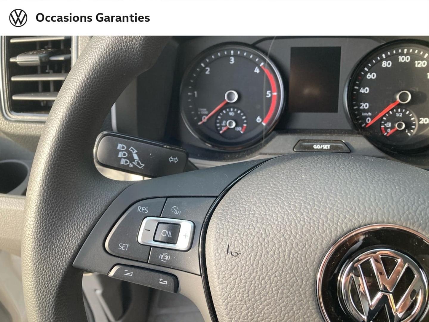 Voitures occasions VOLKSWAGEN UTILITAIRES Crafter PlatCb Business Paris