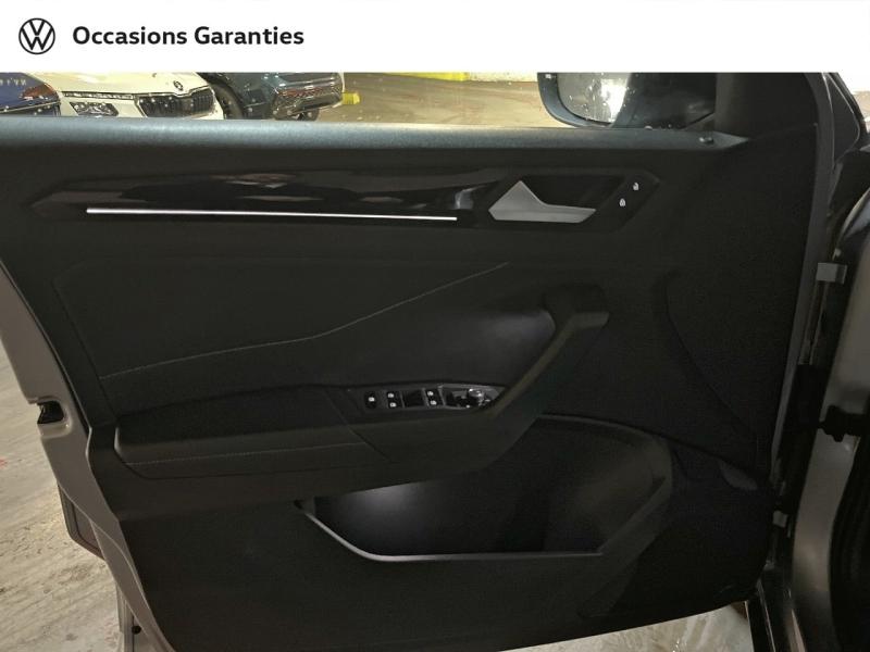 Voitures occasions VOLKSWAGEN T-ROC R-Line Paris