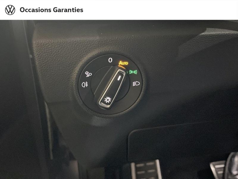 Voitures occasions VOLKSWAGEN T-ROC R-Line Paris