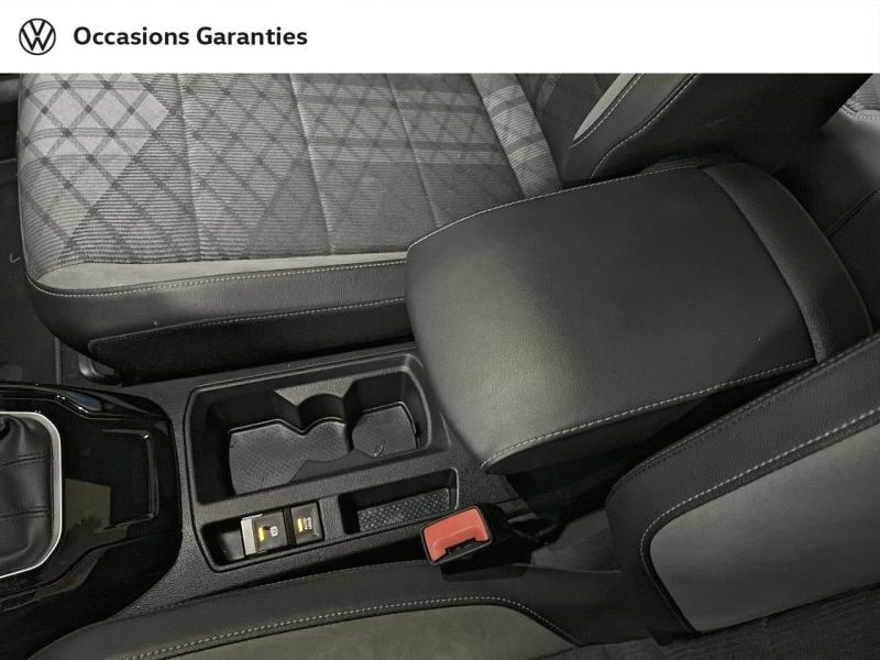 Voitures occasions VOLKSWAGEN T-ROC R-Line Paris