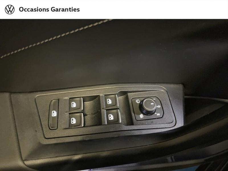 Voitures occasions VOLKSWAGEN T-ROC R-Line Edition Paris