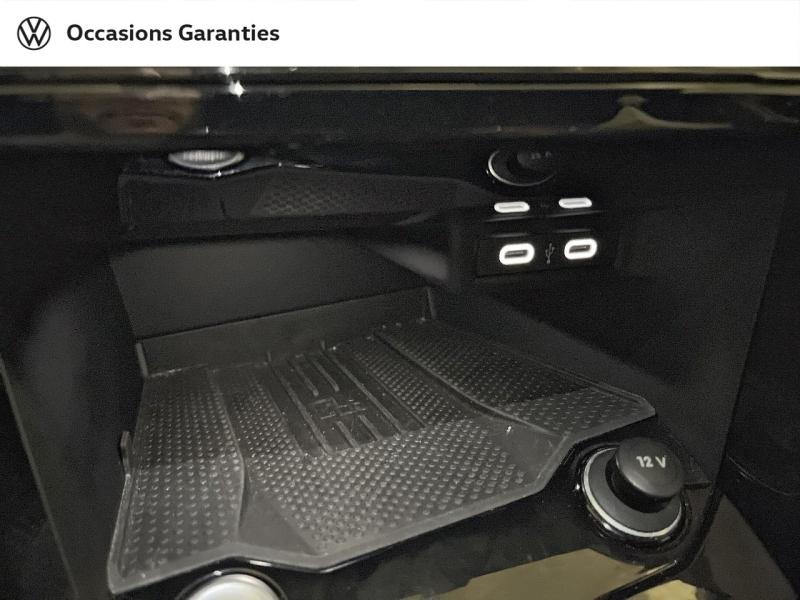 Voitures occasions VOLKSWAGEN T-ROC R-Line Edition Paris