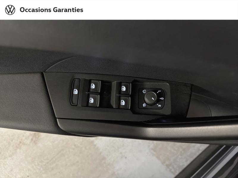 Voitures occasions VOLKSWAGEN T-CROSS Carat Paris