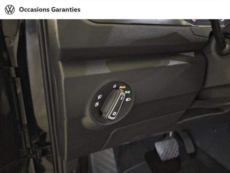 Voitures occasions VOLKSWAGEN T-ROC Carat Exclusive Paris