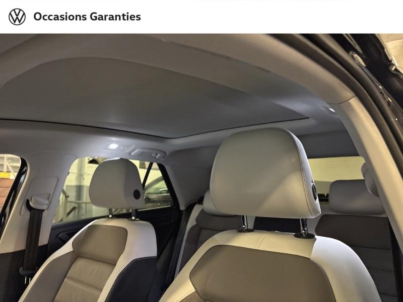 Voitures occasions VOLKSWAGEN T-ROC Carat Exclusive Paris