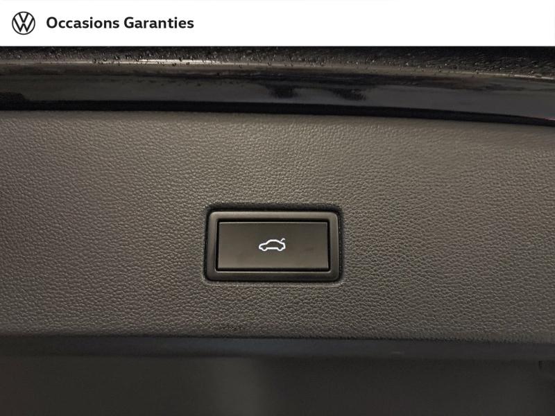 Voitures occasions VOLKSWAGEN T-ROC Carat Exclusive Paris