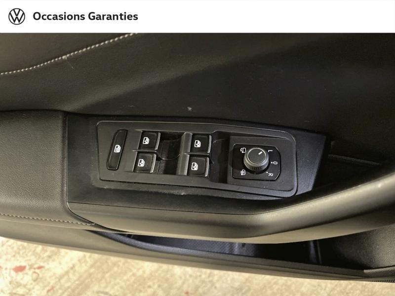 Voitures occasions VOLKSWAGEN T-ROC Style Paris