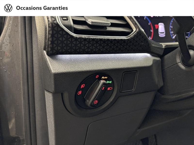 Voitures occasions VOLKSWAGEN T-CROSS Carat Paris