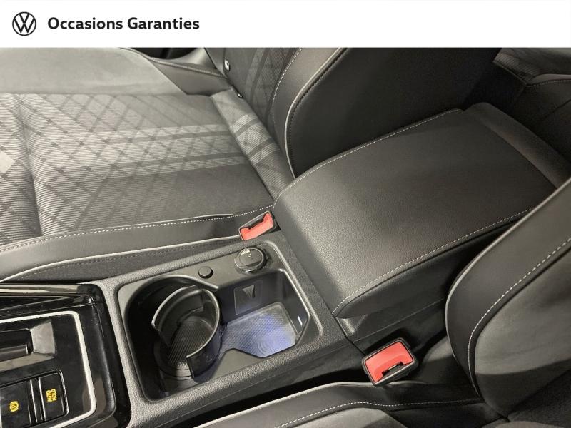 Voitures occasions VOLKSWAGEN GOLF R-Line Paris