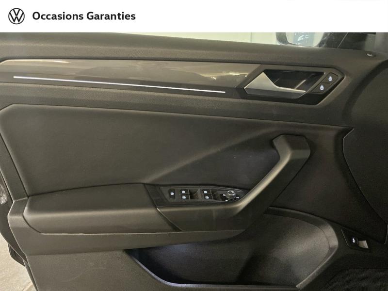 Voitures occasions VOLKSWAGEN T-ROC Carat Exclusive Paris