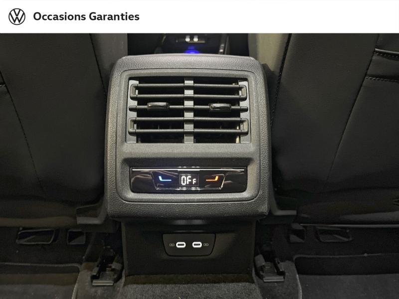 Voitures occasions VOLKSWAGEN GOLF R-Line Paris