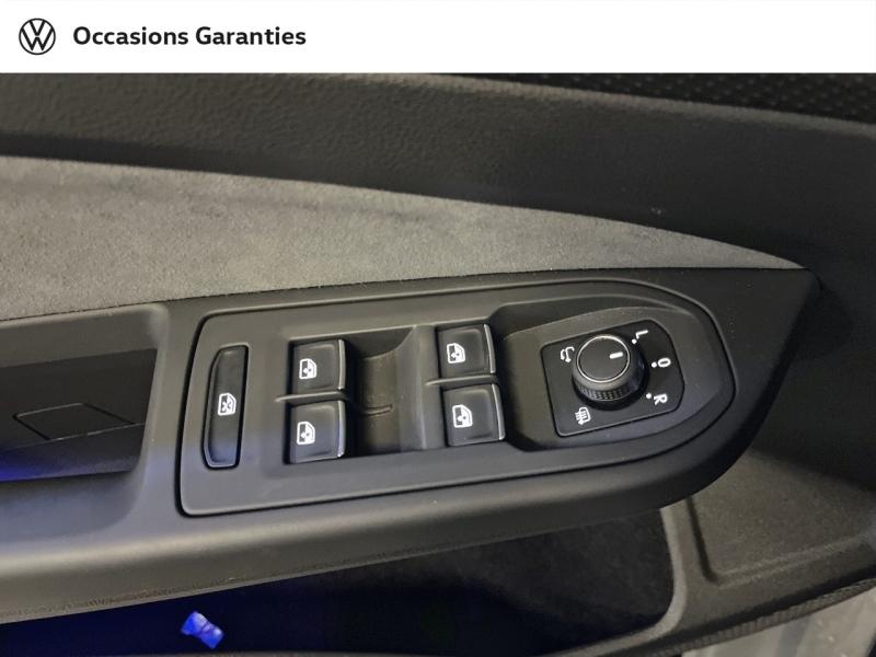 Voitures occasions VOLKSWAGEN GOLF R-Line Paris