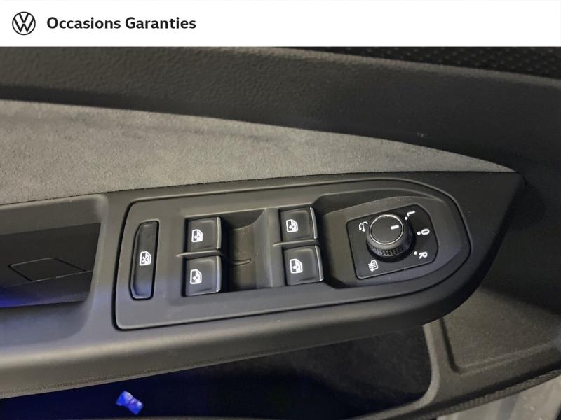 Voitures occasions VOLKSWAGEN GOLF R-Line Paris