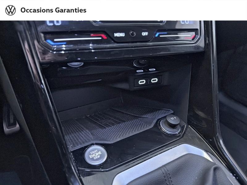 Voitures occasions VOLKSWAGEN T-ROC R-Line Edition Paris