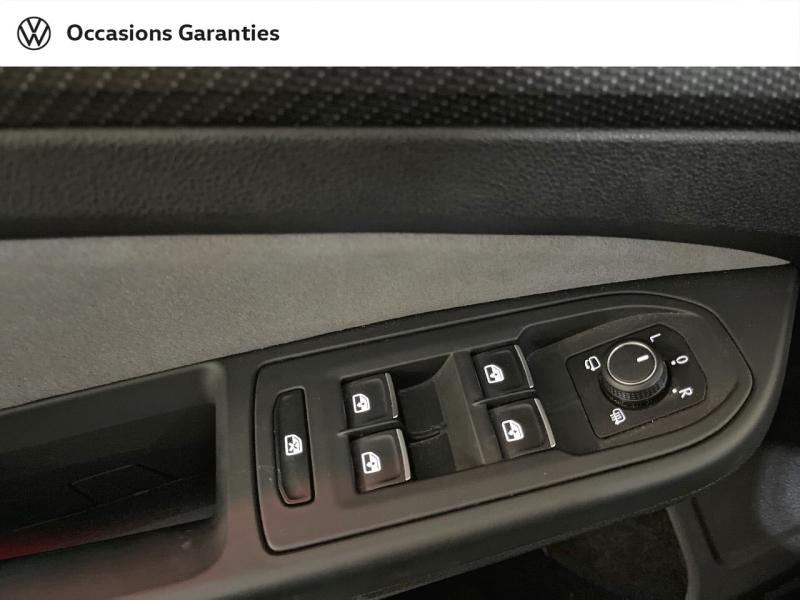 Voitures occasions VOLKSWAGEN GOLF R-Line Paris