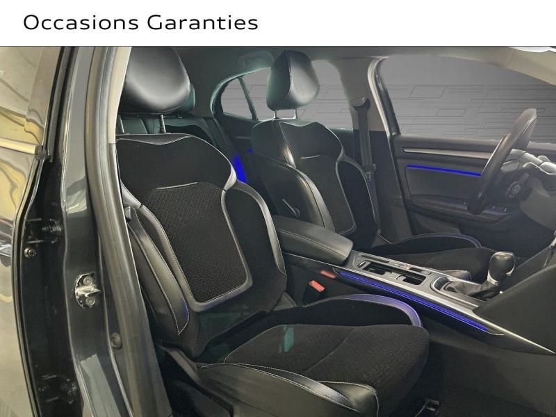 Voitures occasions RENAULT MÉGANE Intens Paris
