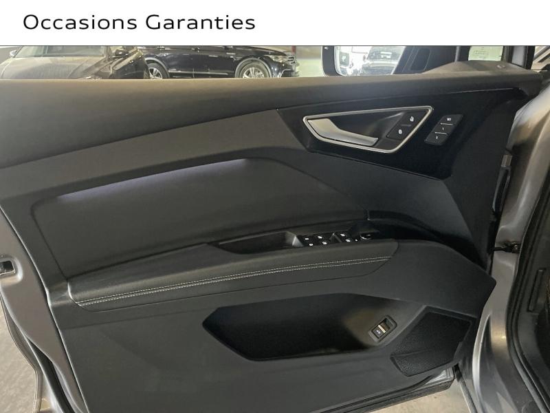 Voitures occasions Audi Q4 Sportback e-tron S line Paris