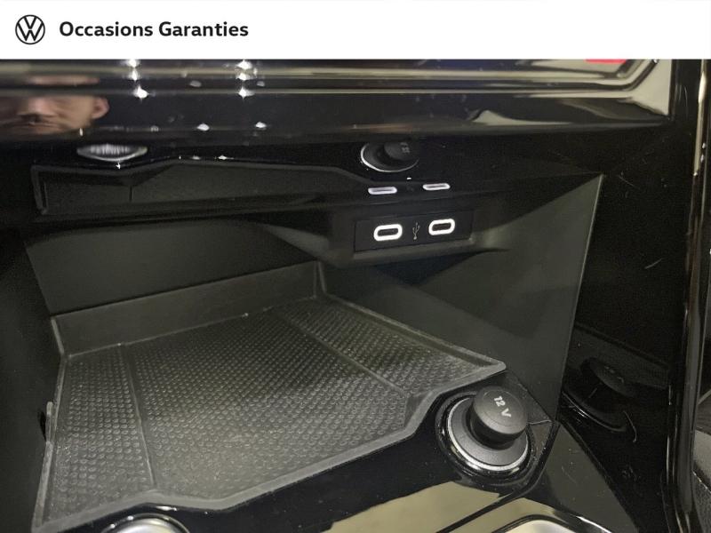 Voitures occasions VOLKSWAGEN T-ROC R-Line Paris