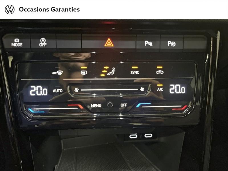 Voitures occasions VOLKSWAGEN T-ROC R-Line Paris