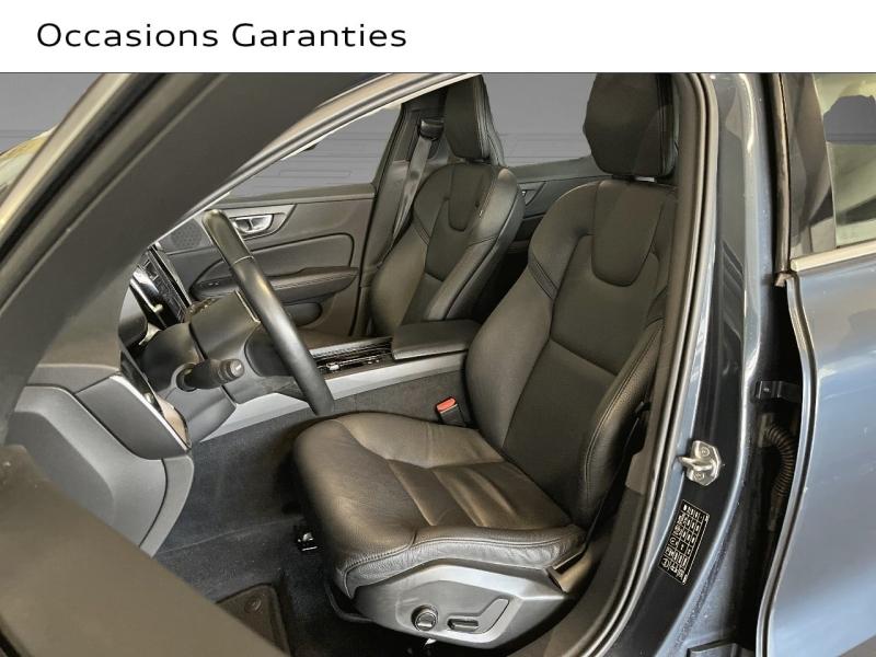 Voitures occasions VOLVO V60 Momentum Business Paris